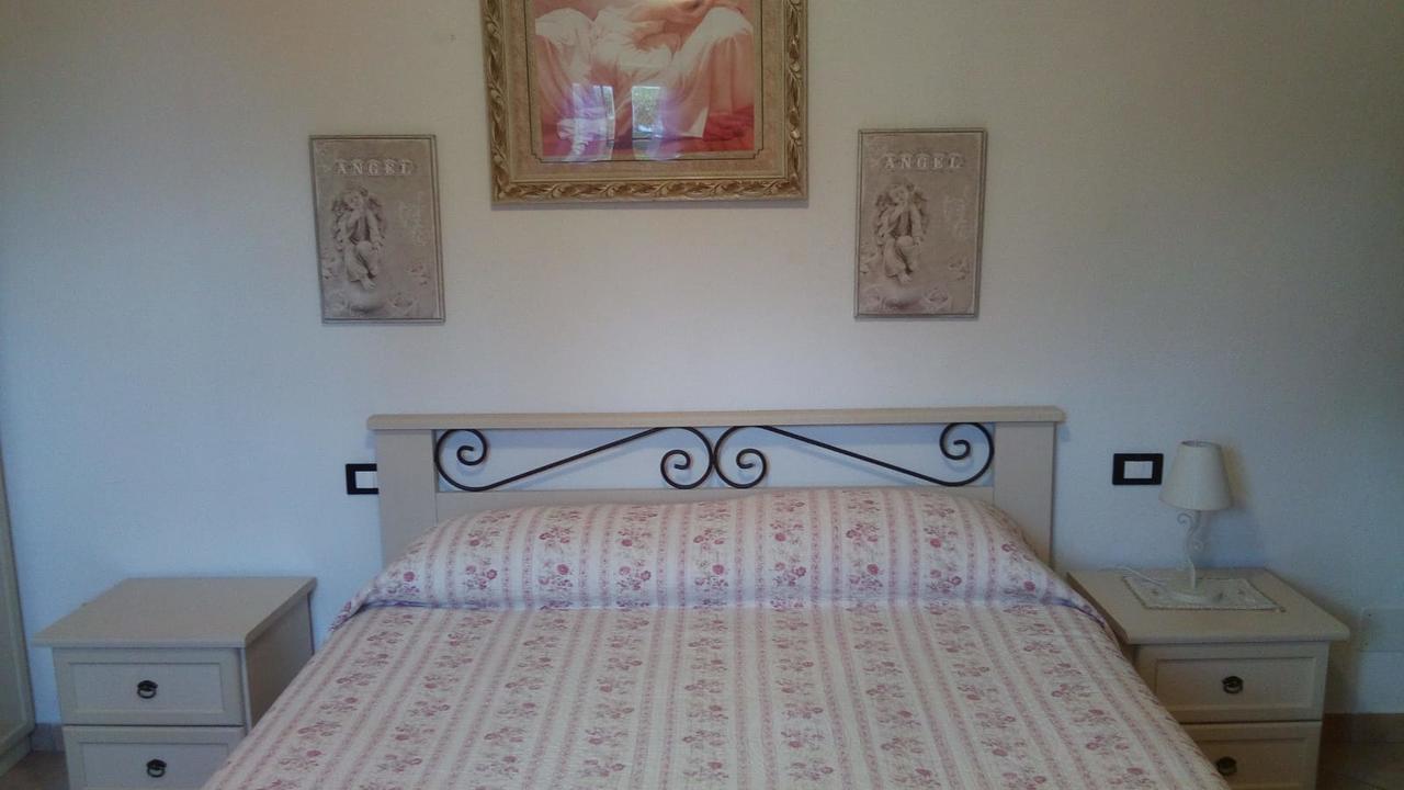 Casa Vacanze L'Agrifoglio Bed and Breakfast Magliolo Buitenkant foto